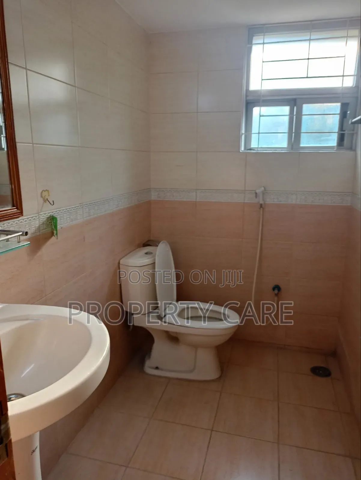 Furnished 3bdrm Apartment in Banani for rent