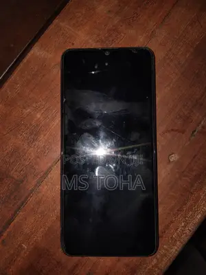 Photo - Realme C53 128 GB Black