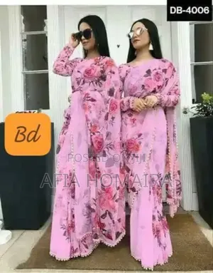 Georgette Pearl Lace Sharee