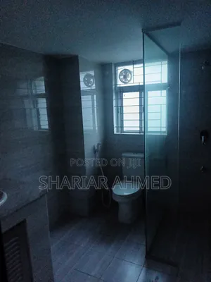 4bdrm Apartment in Gulshan for rent