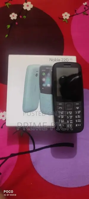 Photo - New Nokia 220 Black