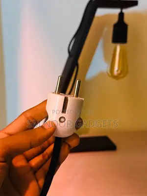 Photo - Wooden Table Lamp