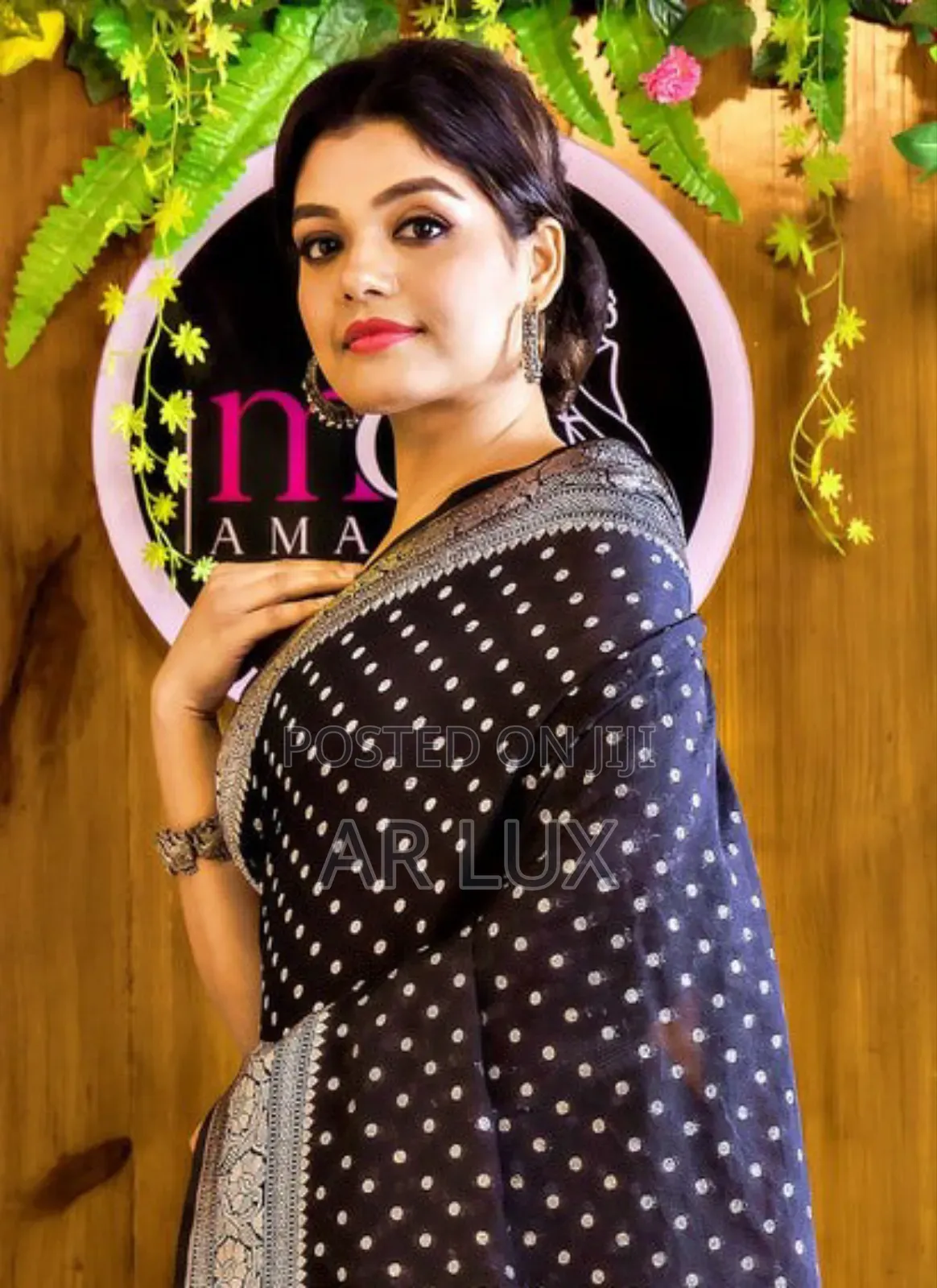 Dhupiyan Sharee With Blouse Piece