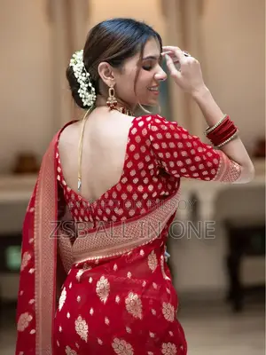 Dhupiyan Sharee With Blouse Piece for Girls Fassion