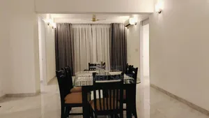 Furnished 4bdrm Apartment in Gulshan for rent