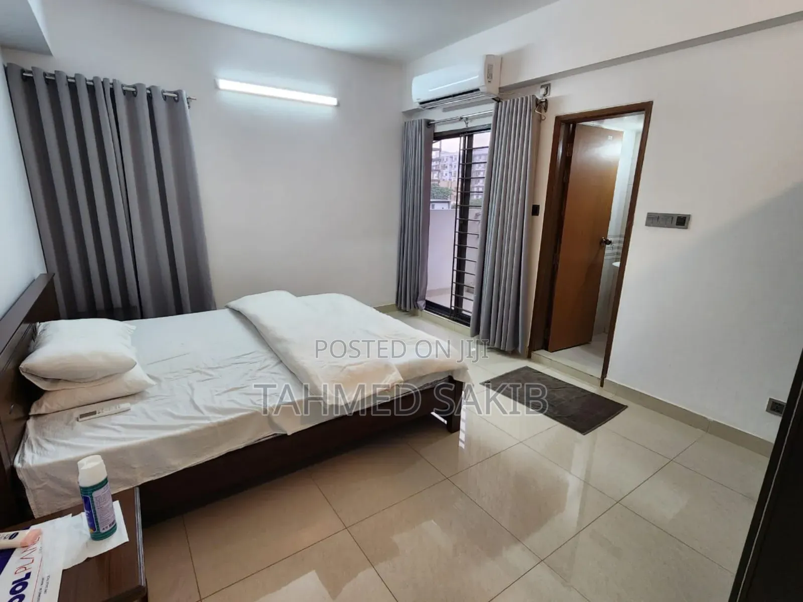 Furnished 3bdrm Apartment in Rupayan Lake Castle, Basundhara for rent