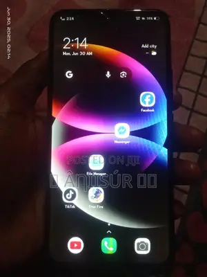 Photo - Vivo Y11 32 GB Black