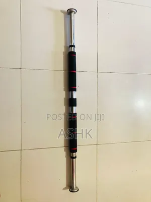 Photo - Doorway Pull Up Bar