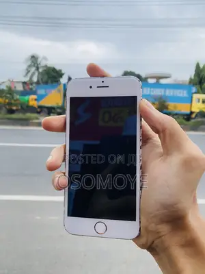 Apple iPhone 6s 32 GB