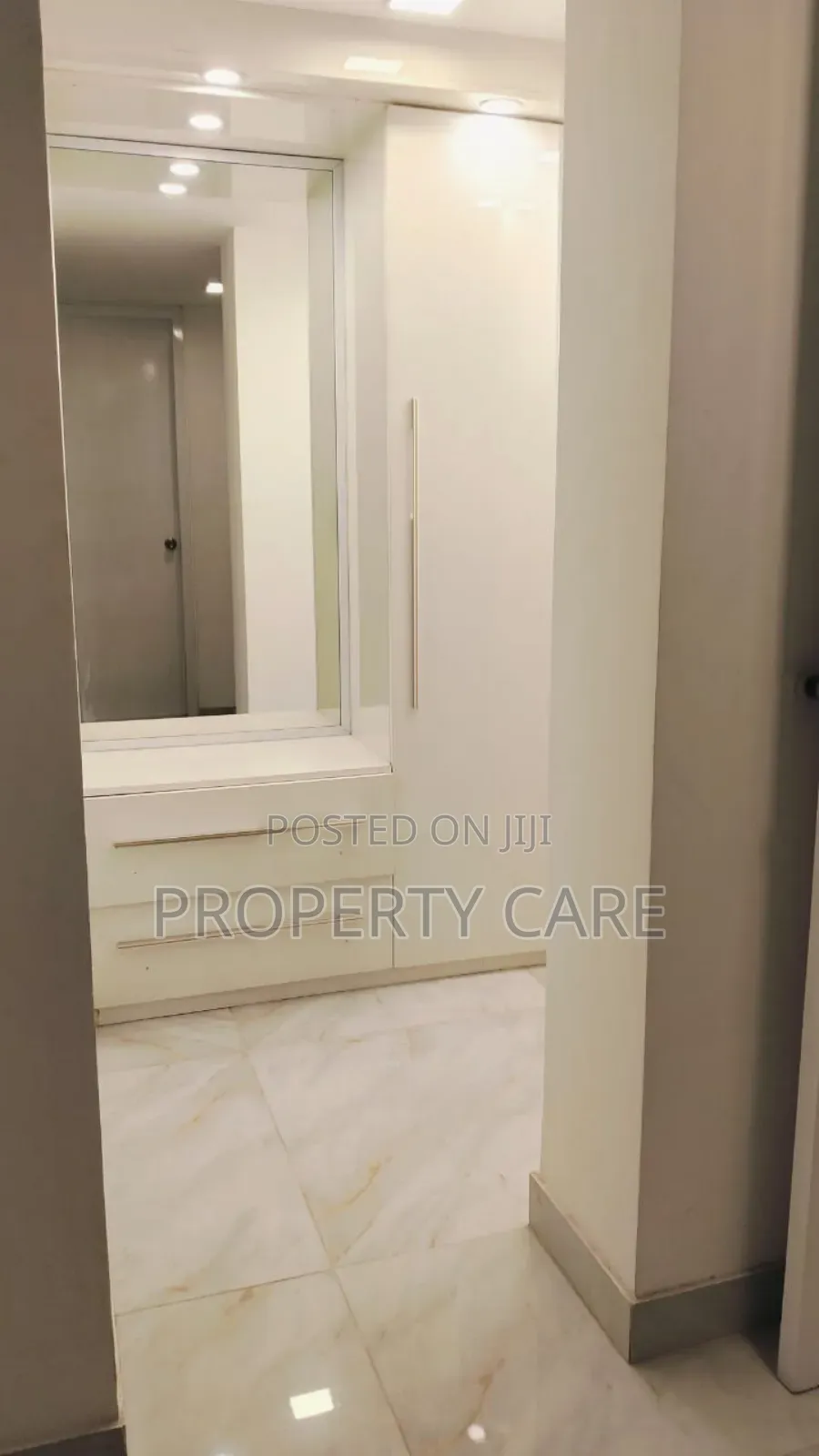 Furnished 4bdrm Apartment in Gulshan for rent