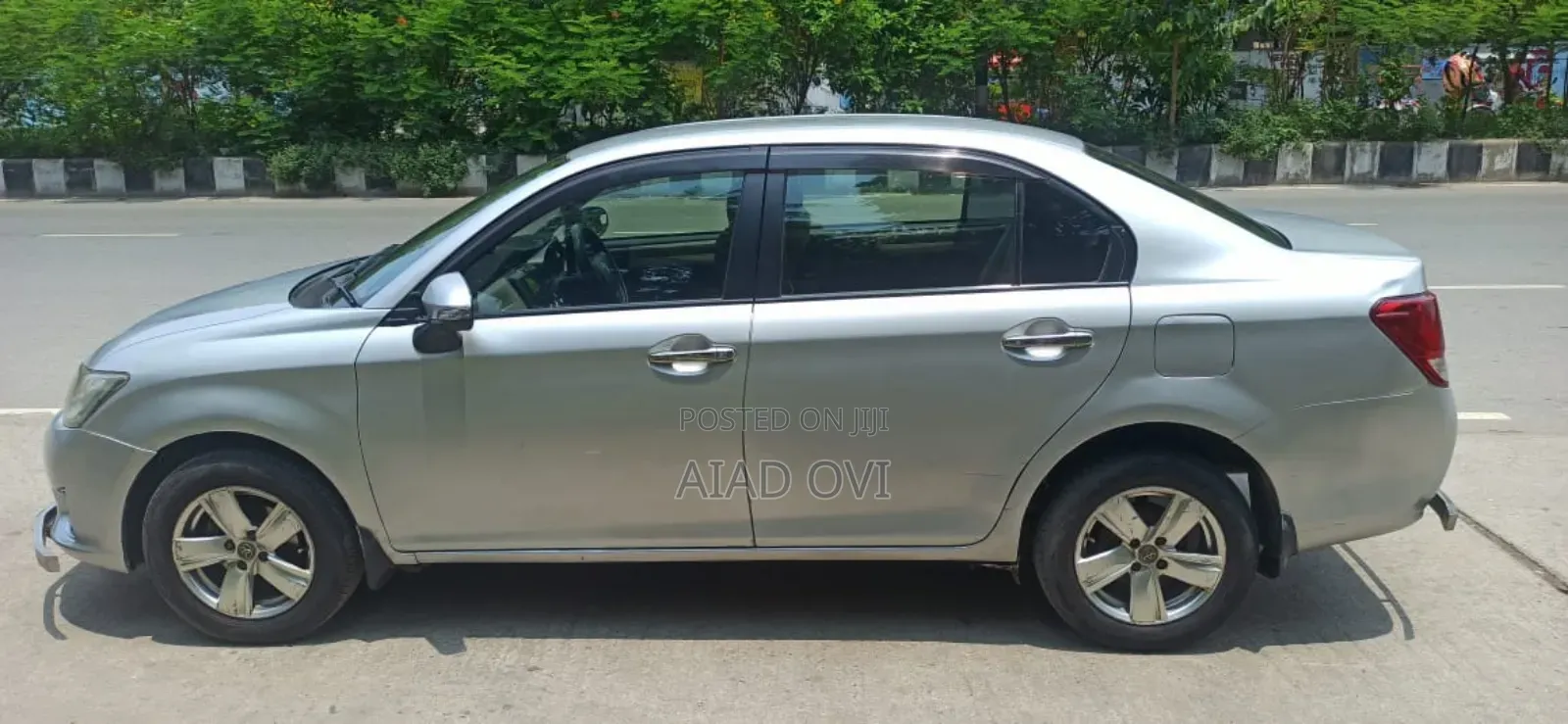 Toyota Axio 1.5 X 2WD 2012 Silver