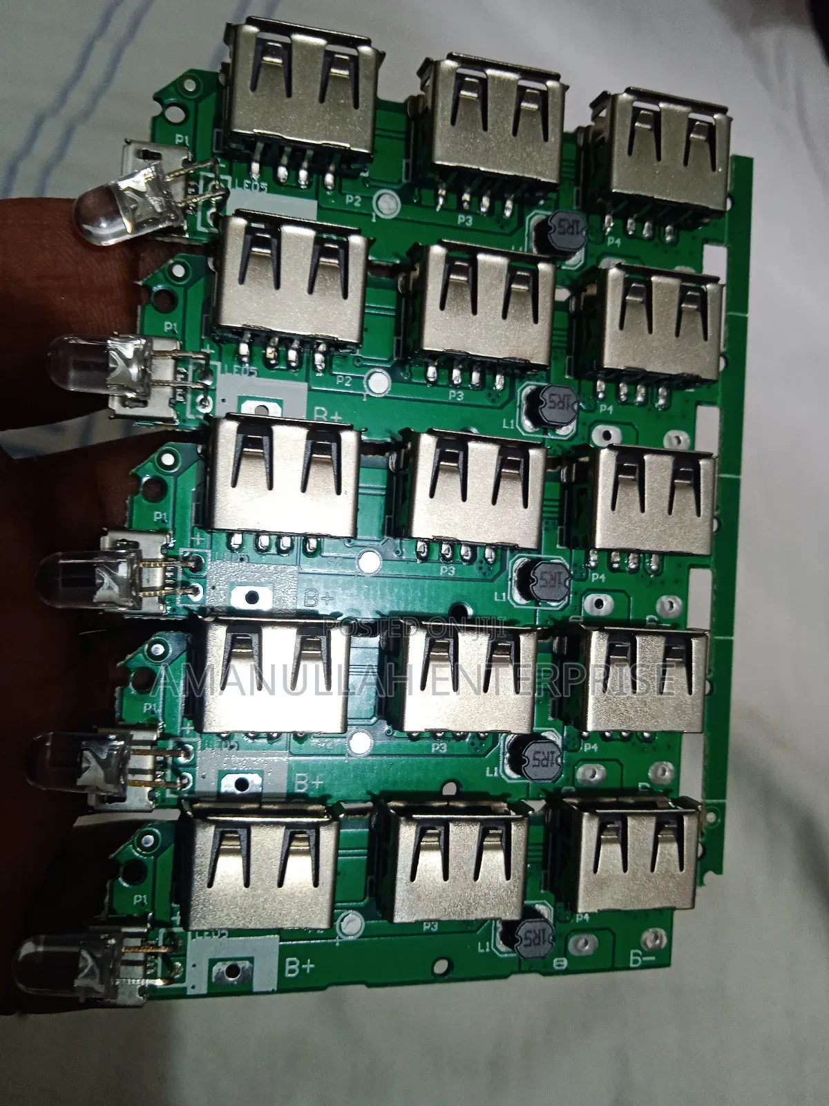 Reusable Power Bank/ Diy Power Bank/Li- Ion Battery Charger.