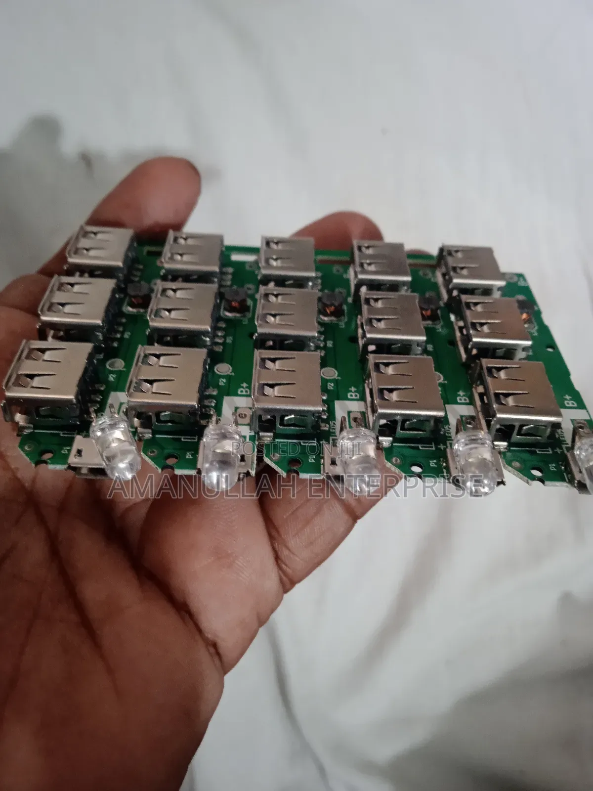 Reusable Power Bank/ Diy Power Bank/Li- Ion Battery Charger.