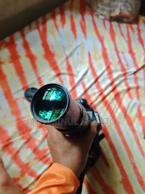 Photo - DSLR Canon(1100d)With Zoom Lance