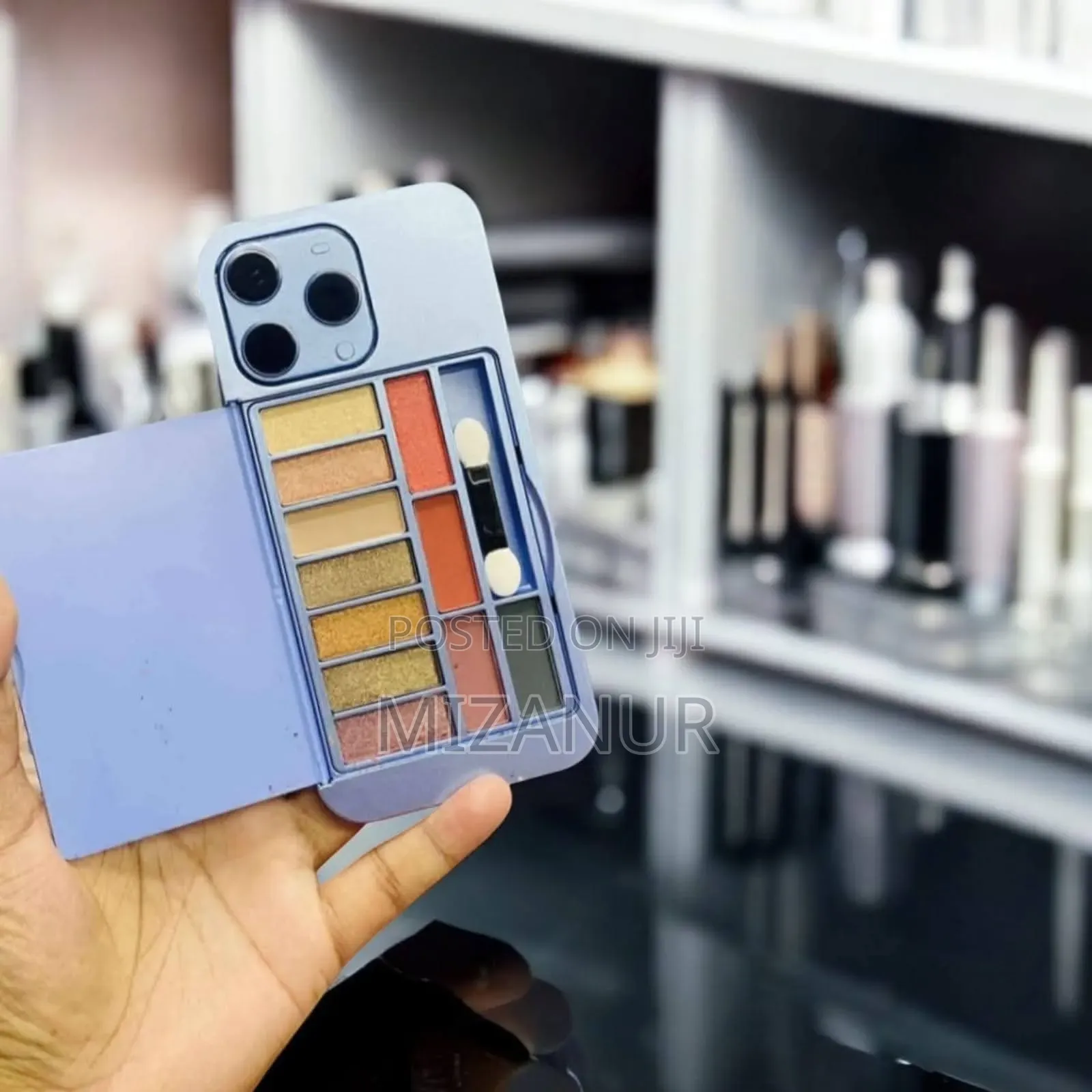 Viral iPhone Eyeshadow Palette
