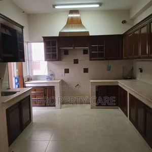 5bdrm Apartment in Gulshan for rent