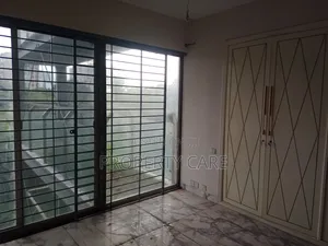 4bdrm Duplex in Gulshan for rent