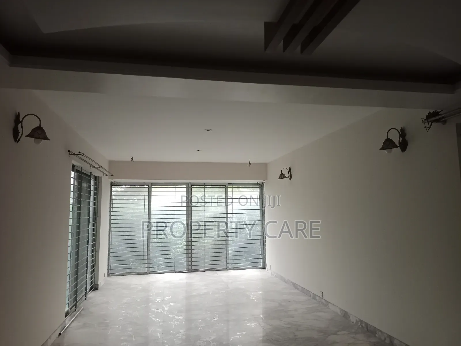 4bdrm Duplex in Gulshan for rent