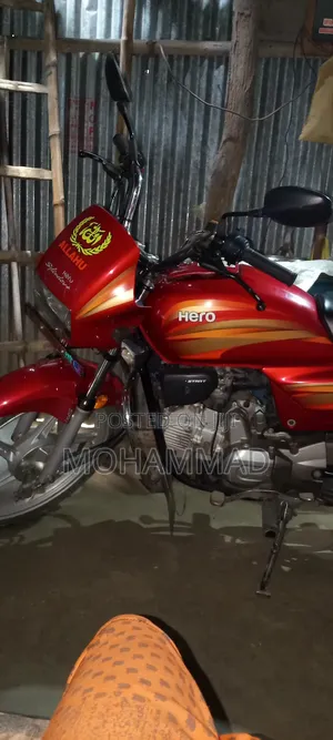 Photo - Hero Dawn 100 2025 Red