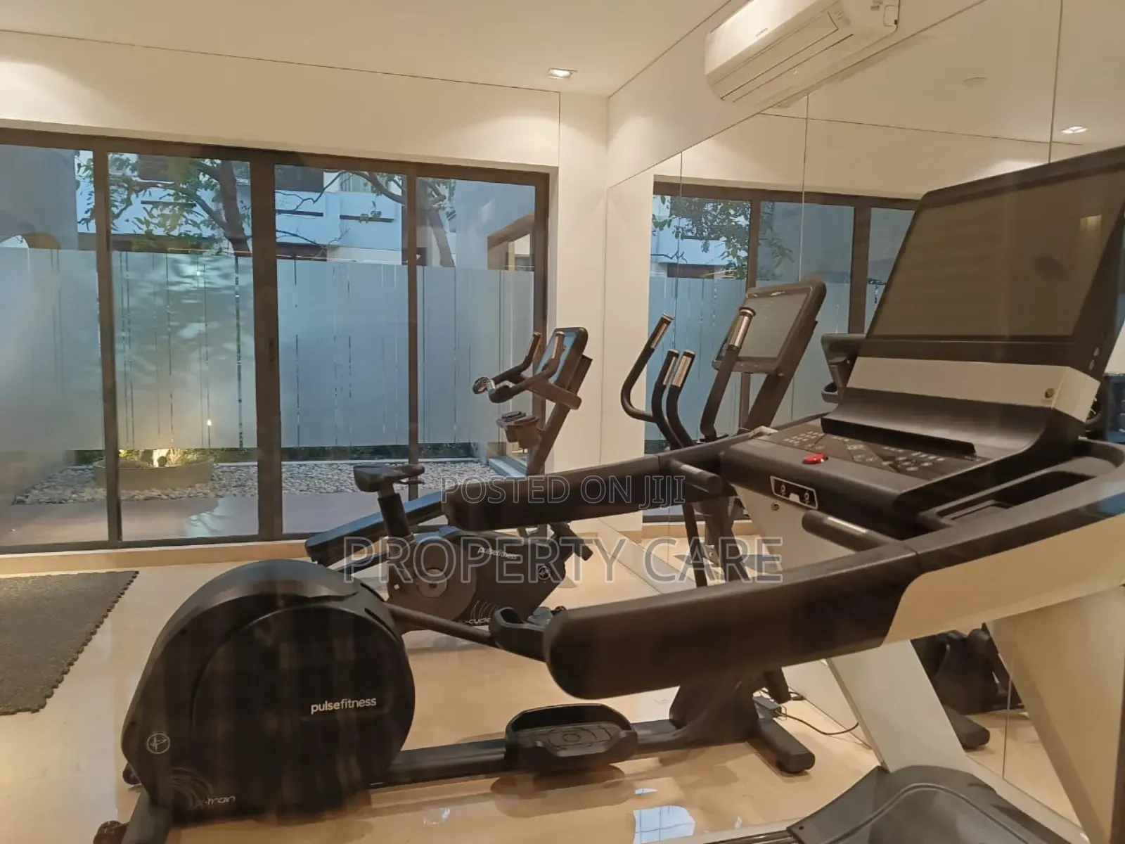 5bdrm Apartment in Gulshan for rent