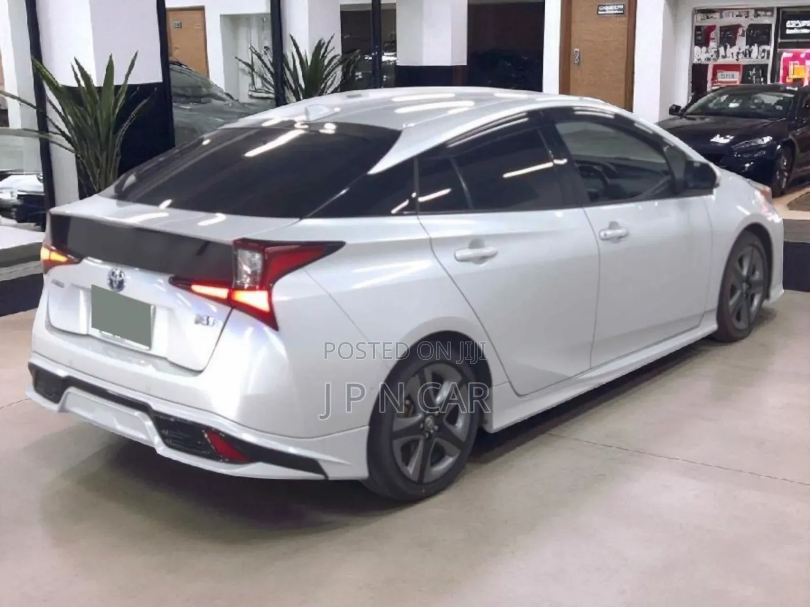 Toyota Prius 2020 Pearl
