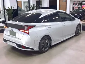 Toyota Prius 2020 Pearl