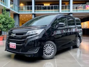 Photo - Toyota Noah 2020 Black