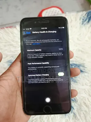 Photo - Apple iPhone 8 Plus 64 GB Black
