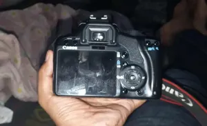Photo - Canon 450d এটার সাথে লেন্স নাই শুধু বডি