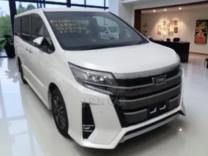 Photo - Toyota Noah 2019 Pearl