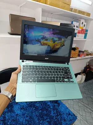 Photo - Laptop Acer Aspire 1 8GB Intel Celeron SSD 128GB