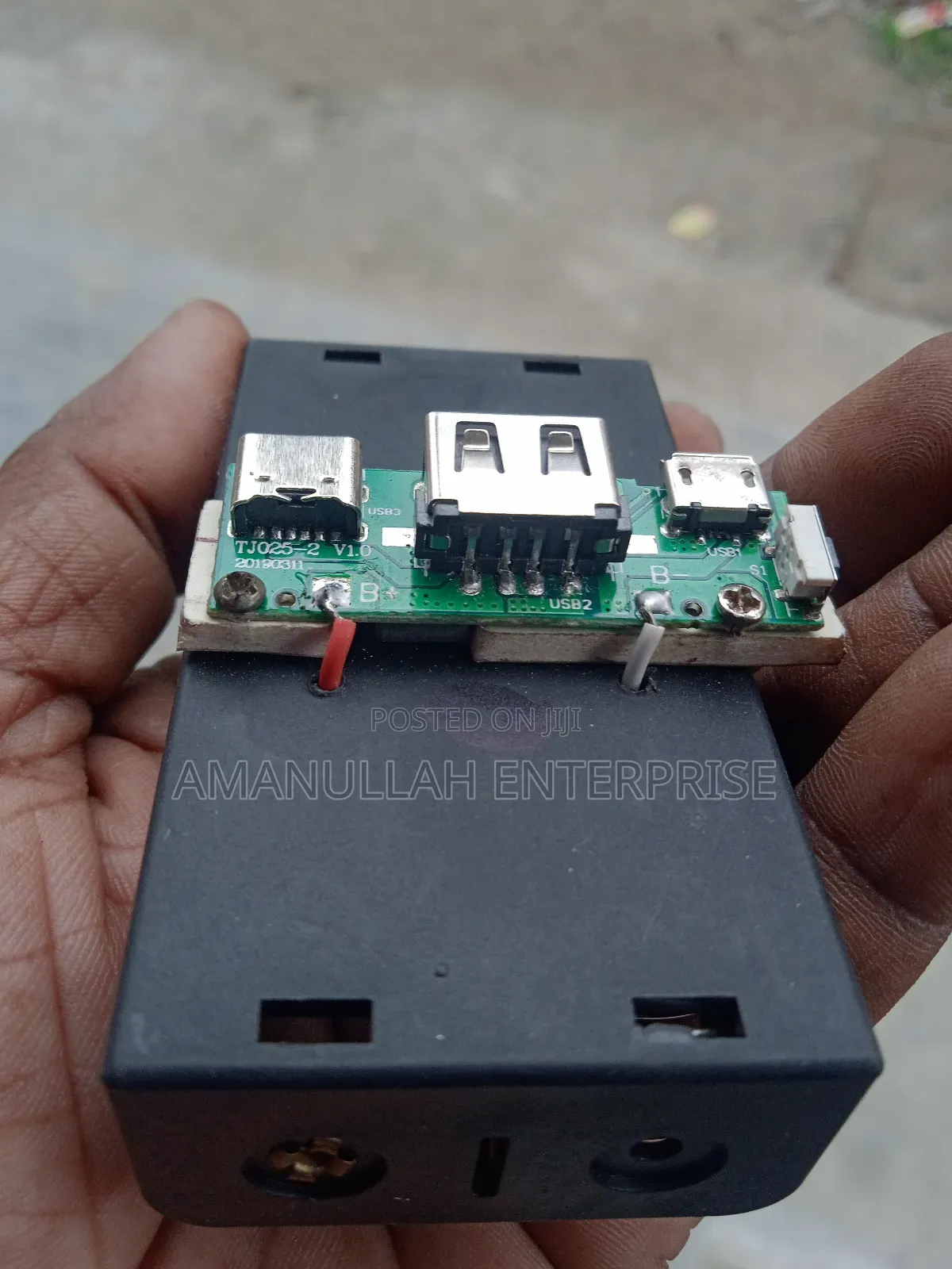 Reusable Power Bank/ Diy Power Bank/Li Ion Battery Charger