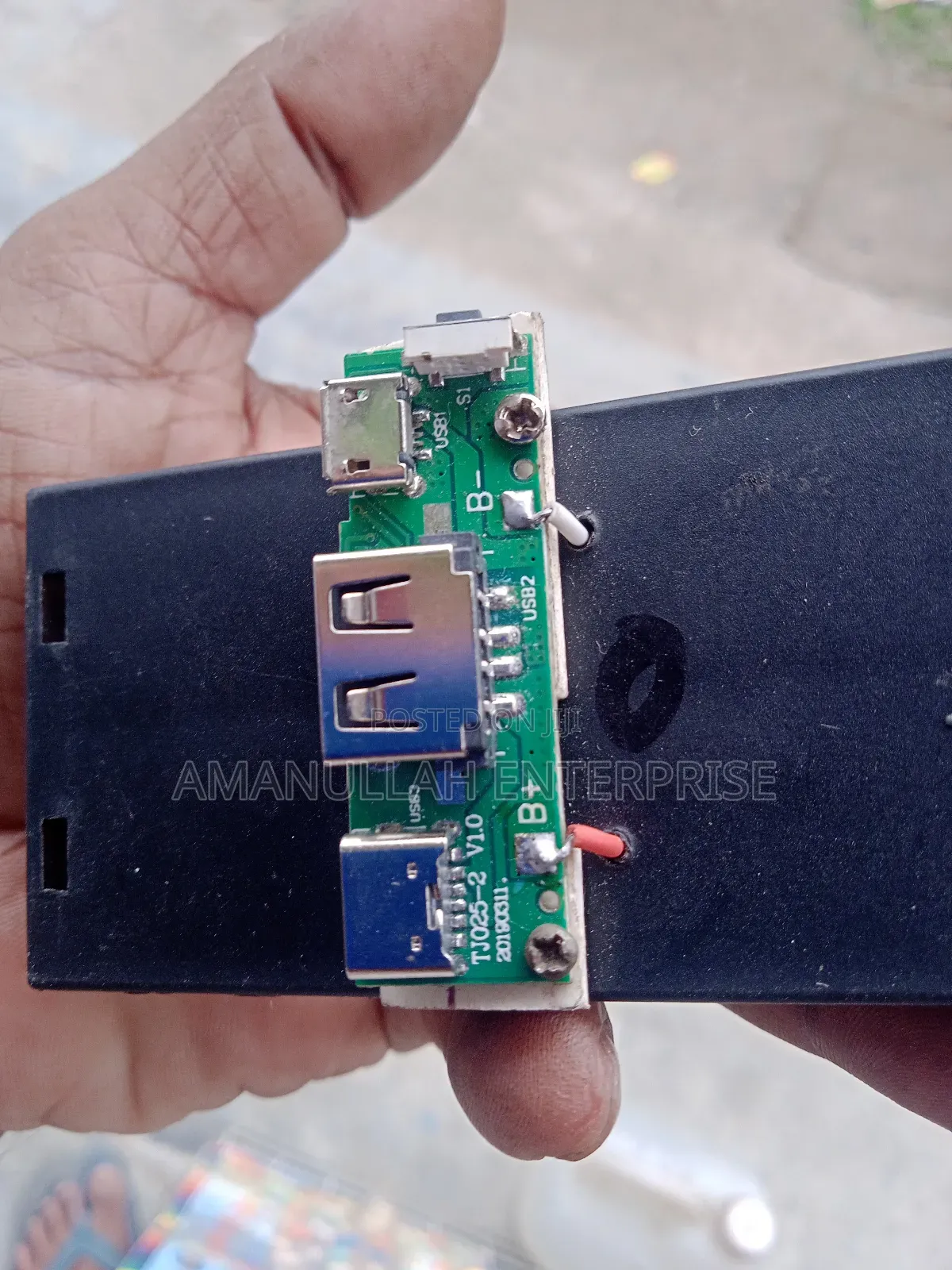 Reusable Power Bank/ Diy Power Bank/Li Ion Battery Charger