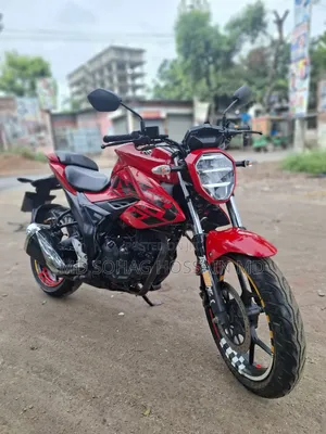 Photo - Suzuki GSR 2022 Red
