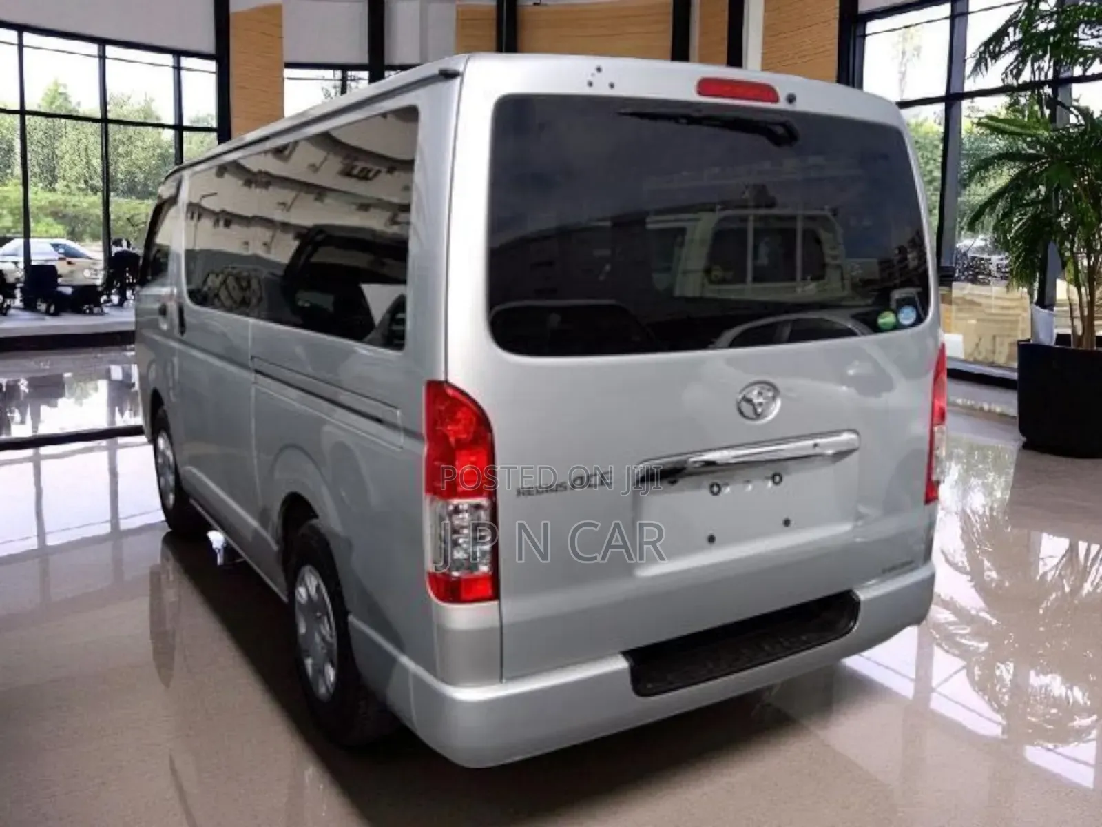Toyota HiAce 2020 Silver