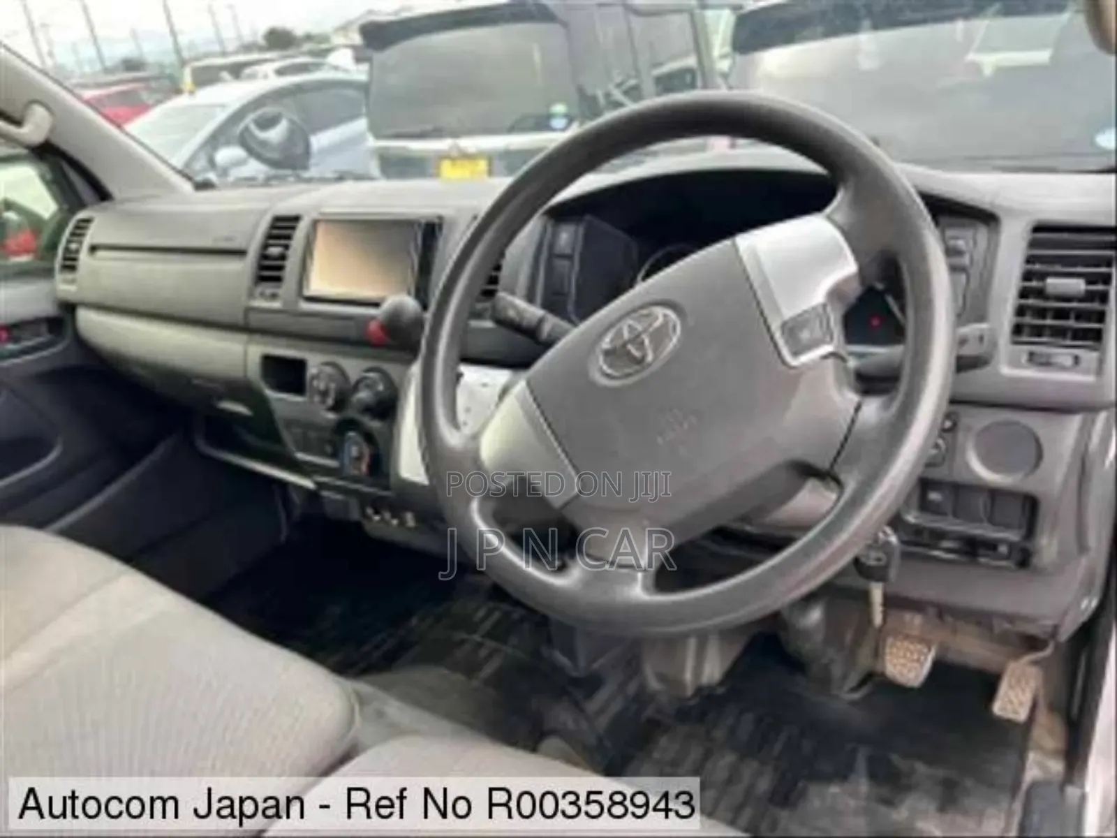 Toyota HiAce 2020 Silver