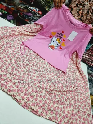 Skirt Set and T-Shirt