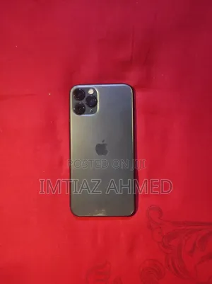 Photo - Apple iPhone 11 Pro 64 GB Green
