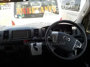 Toyota HiAce 2022 Black