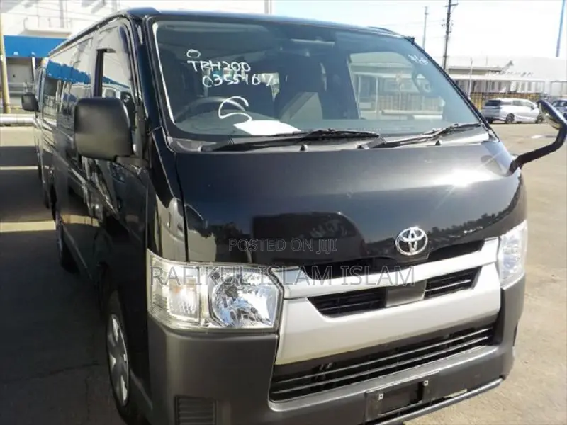 Toyota HiAce 2022 Black