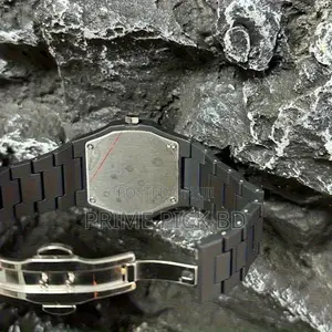 Aura Watch – Arabic Modern Design