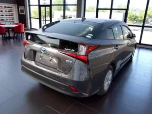 Toyota Prius 2020 Gray