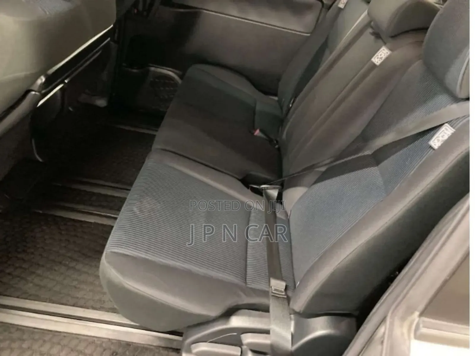 Toyota Noah 2.0 FWD (8 Seater) 2020 Silver