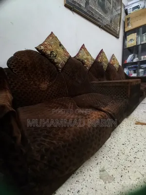 ভেলভেট স্প্রিং সোফা