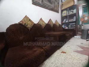 ভেলভেট স্প্রিং সোফা