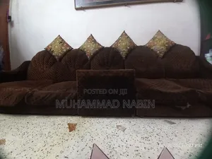 ভেলভেট স্প্রিং সোফা