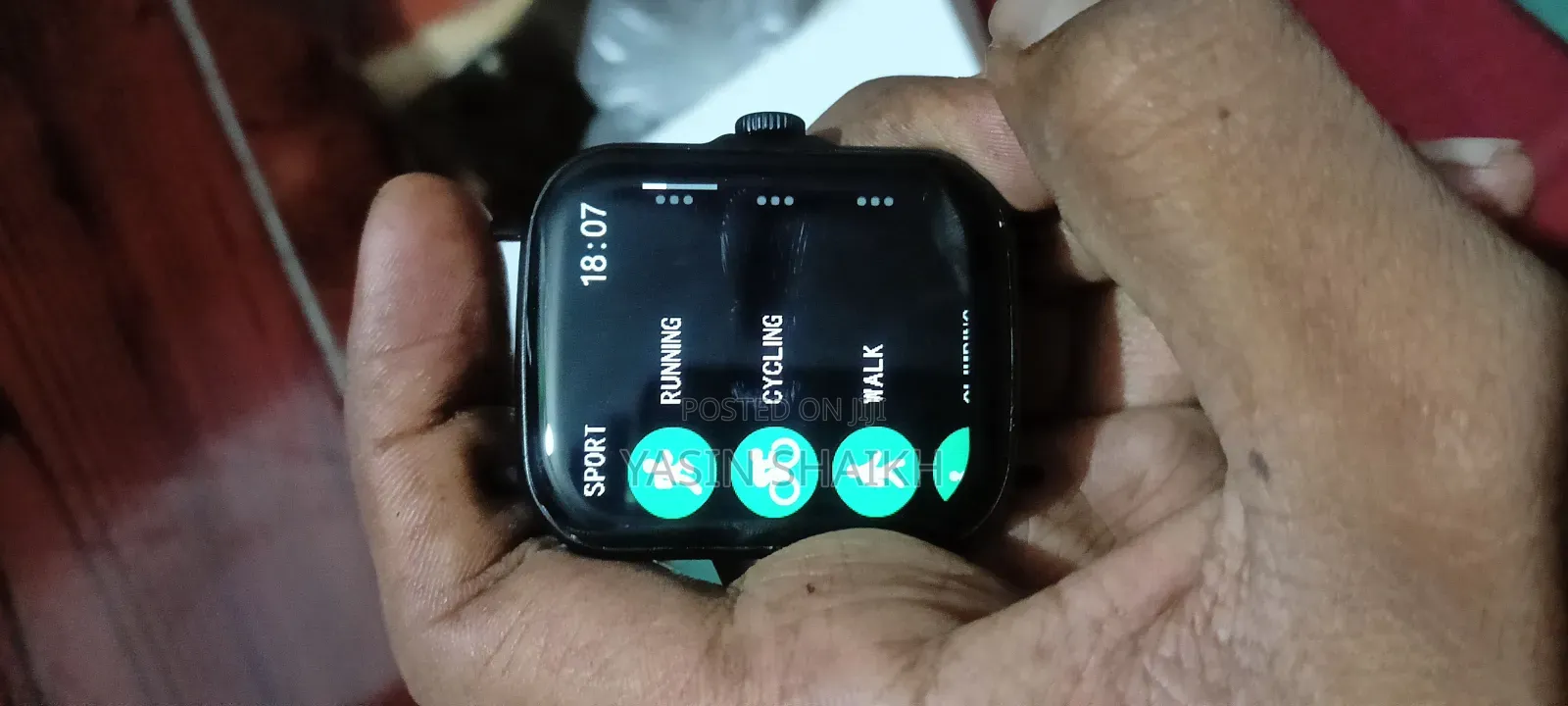 New Smart Watch 1 Purchase 1 Free