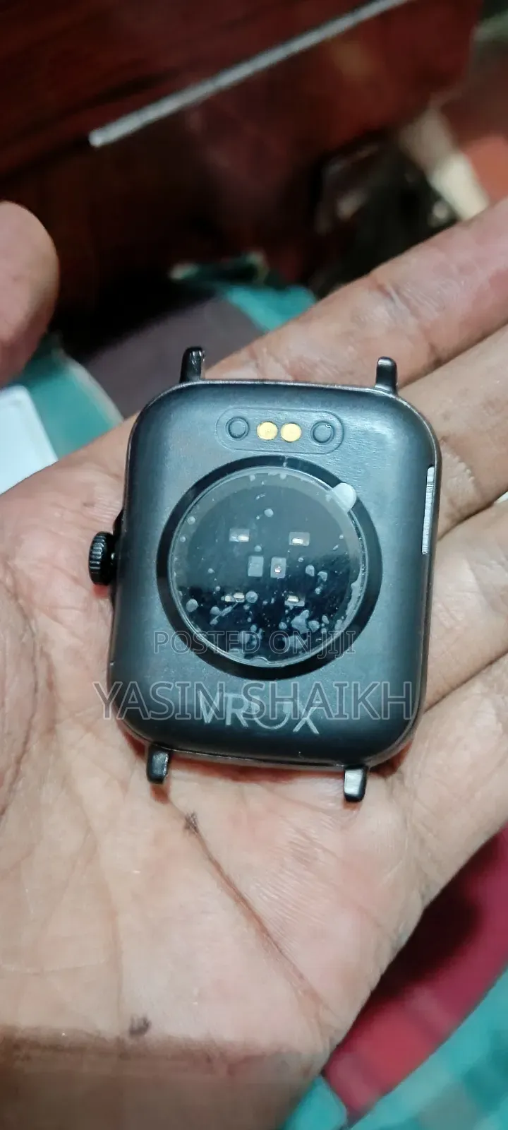 New Smart Watch 1 Purchase 1 Free