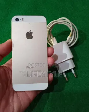 Photo - Apple iPhone 5s 64 GB