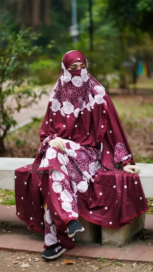 Plaju Khimar Set
ফেব্রিকঃ উন্নত মানের সফ্ট চায়না,
